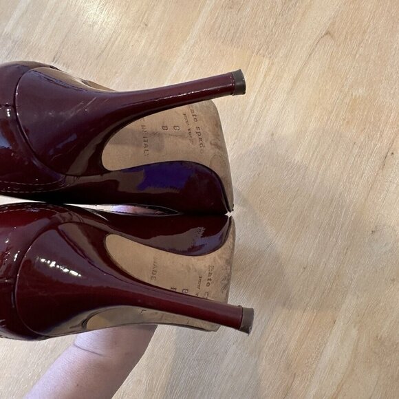 Kate Spade Womens Burgundy Patent Leather Peep Toe Stiletto Heels Pumps Sz 8 - Picture 7 of 8